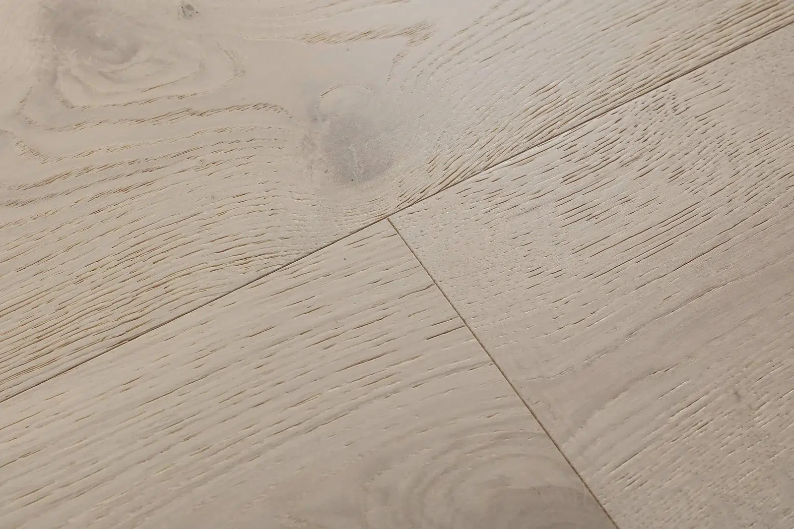 Sail Grey Engineered Flooring - Image 2
